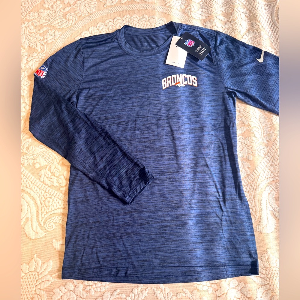 Sold Nike Denver Broncos Mens Small NFL Blue Long Sleeve Shirt Dri-Fit OnField